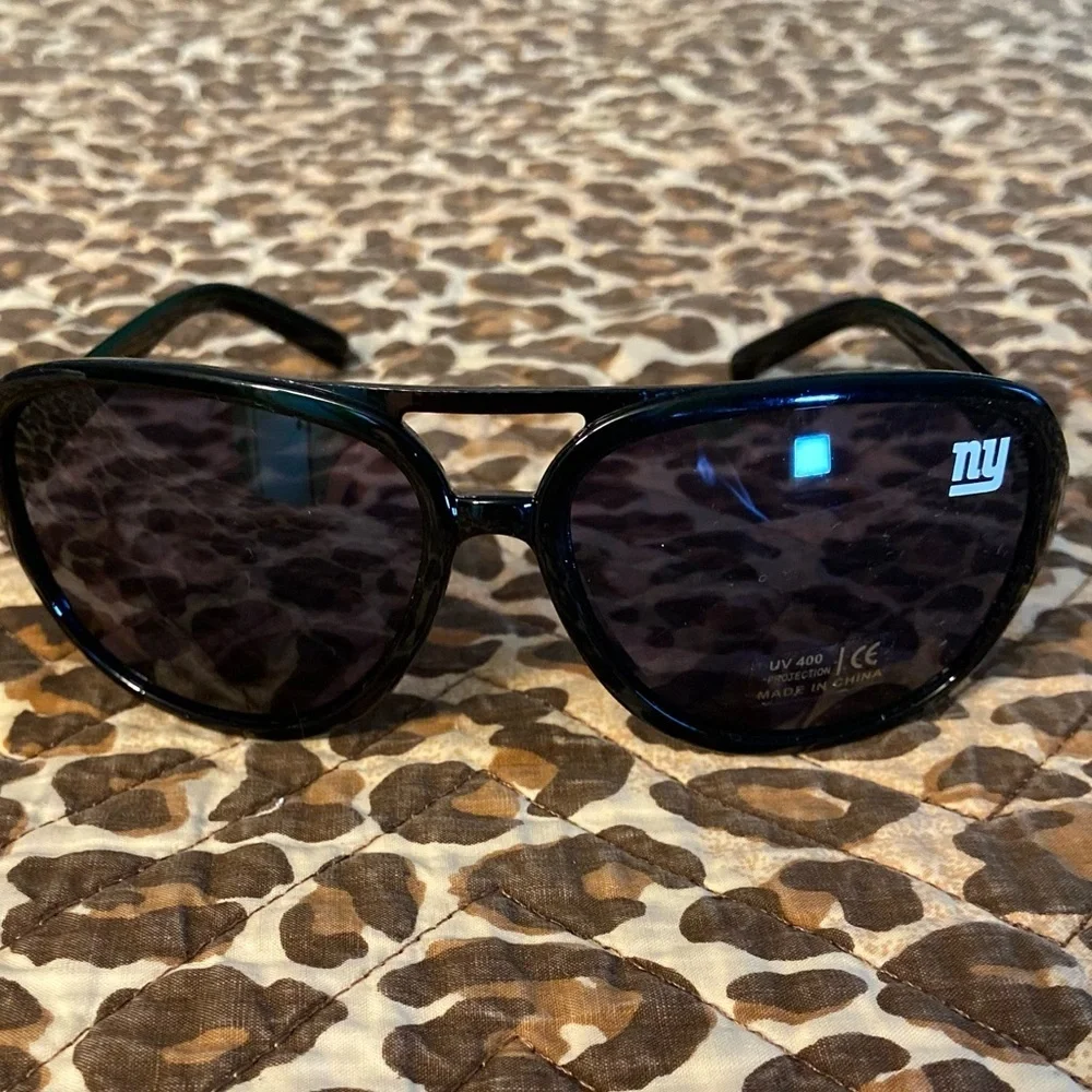 New! NY Giant’s Sunglasses